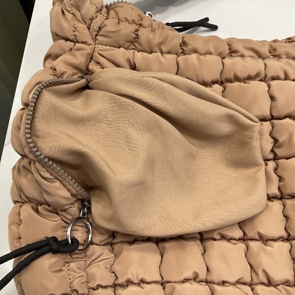 Free People FP Movement Quilted Carryall Duffle Bag Desert Sands - Picture 7 of 10